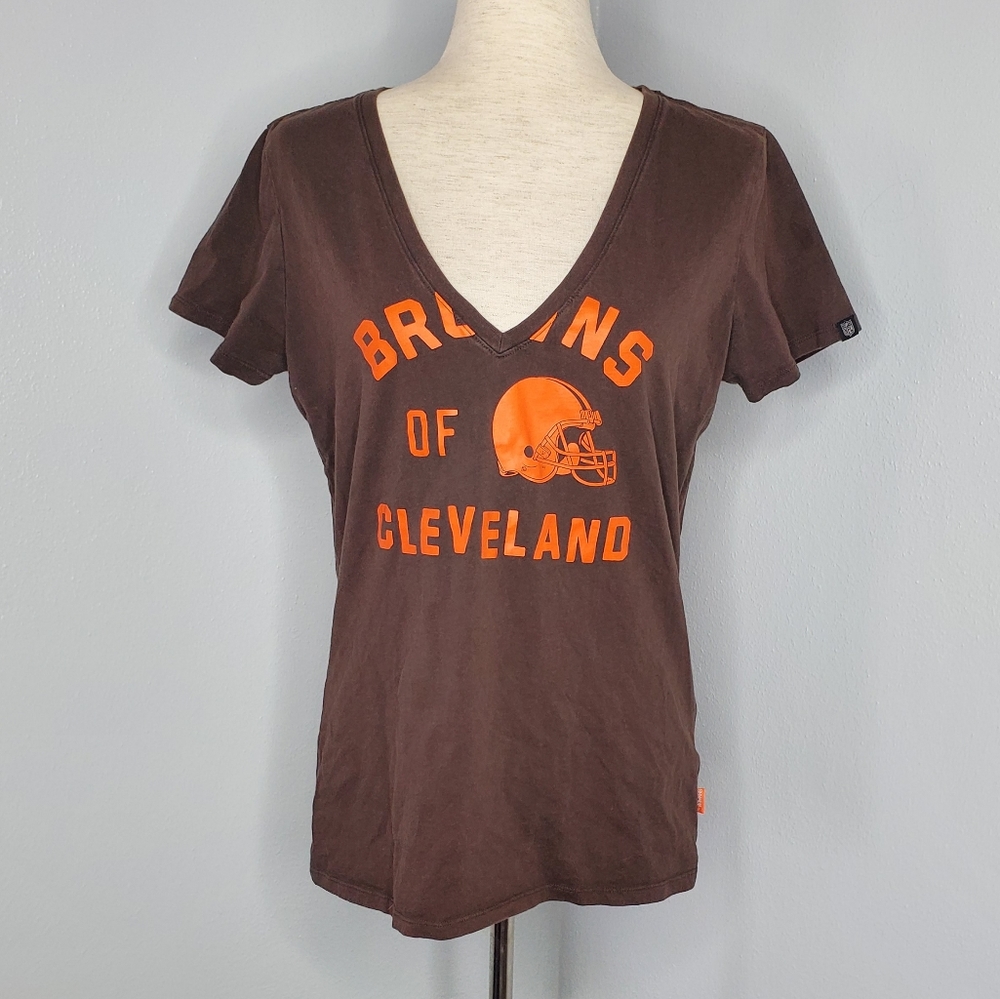 Nike NFL browns of Cleveland v neck top sz L